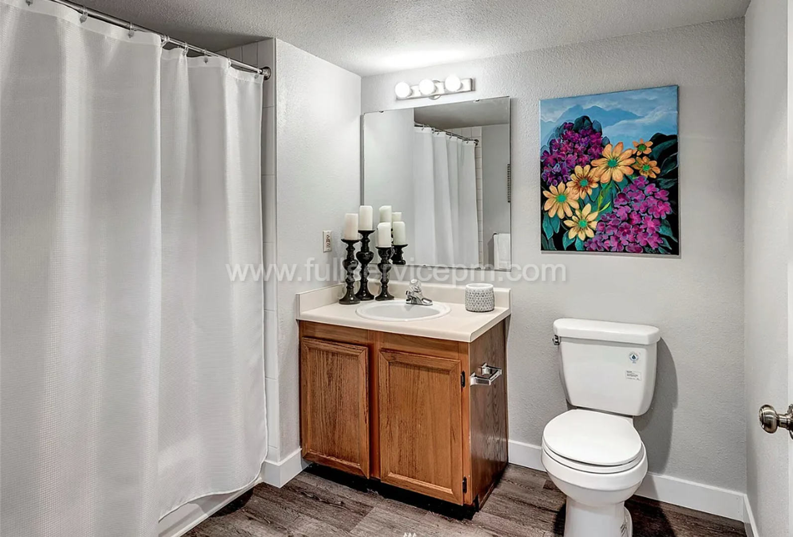 9416 1st Ave NE APT 108, Seattle, WA 98115 7 of 12