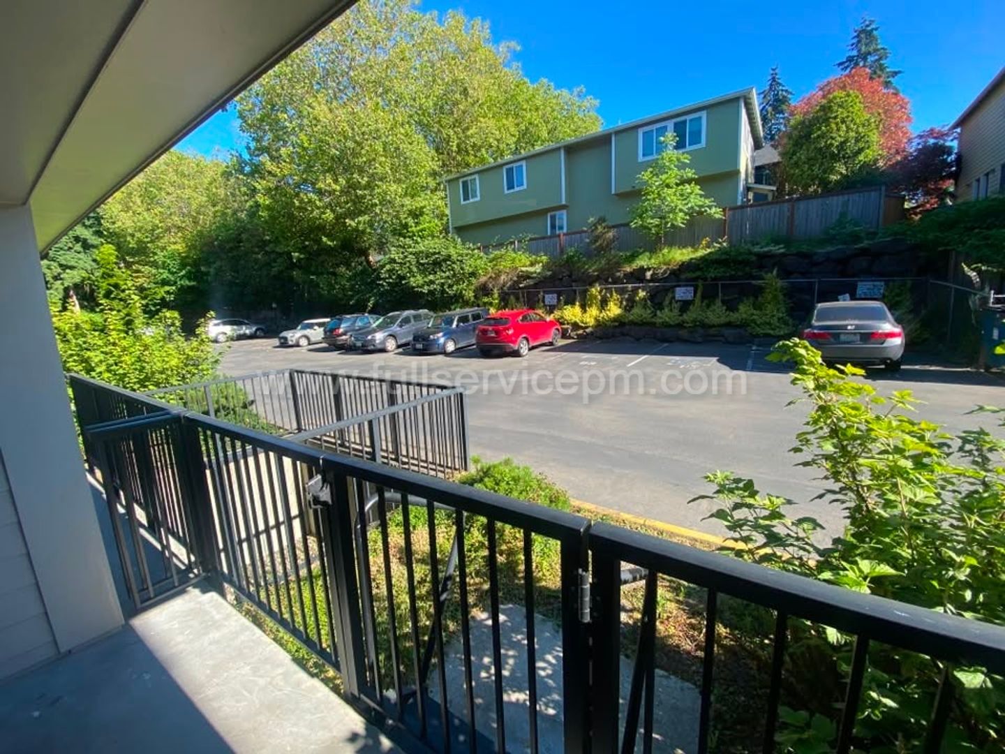 Parking at 9416 1st Ave NE APT 108, Seattle, WA 98115