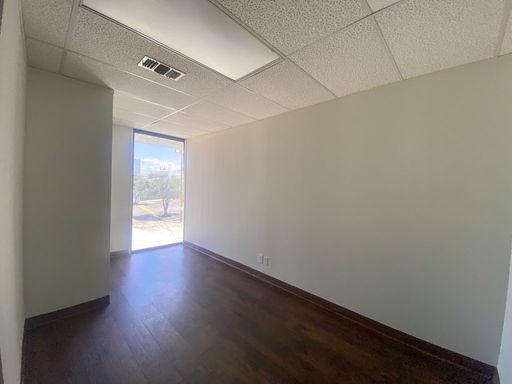 Shared Office Space – photo 1