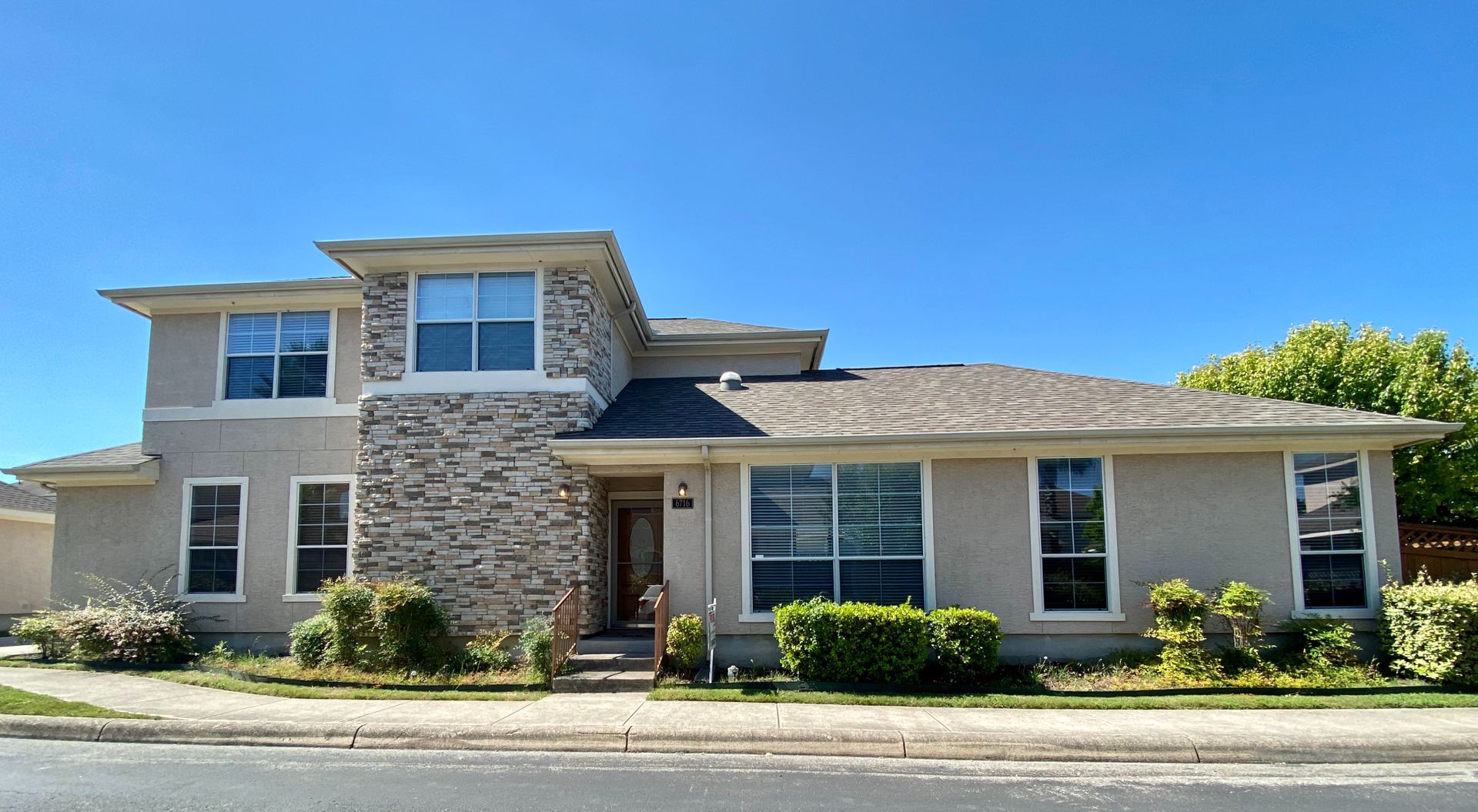 San Antonio House: 6716 Sangria Dawn