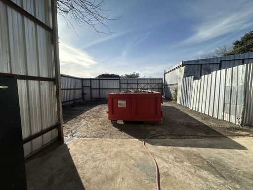 Large Shop with about $3,800 covered area and additional fenced open space – photo 1
