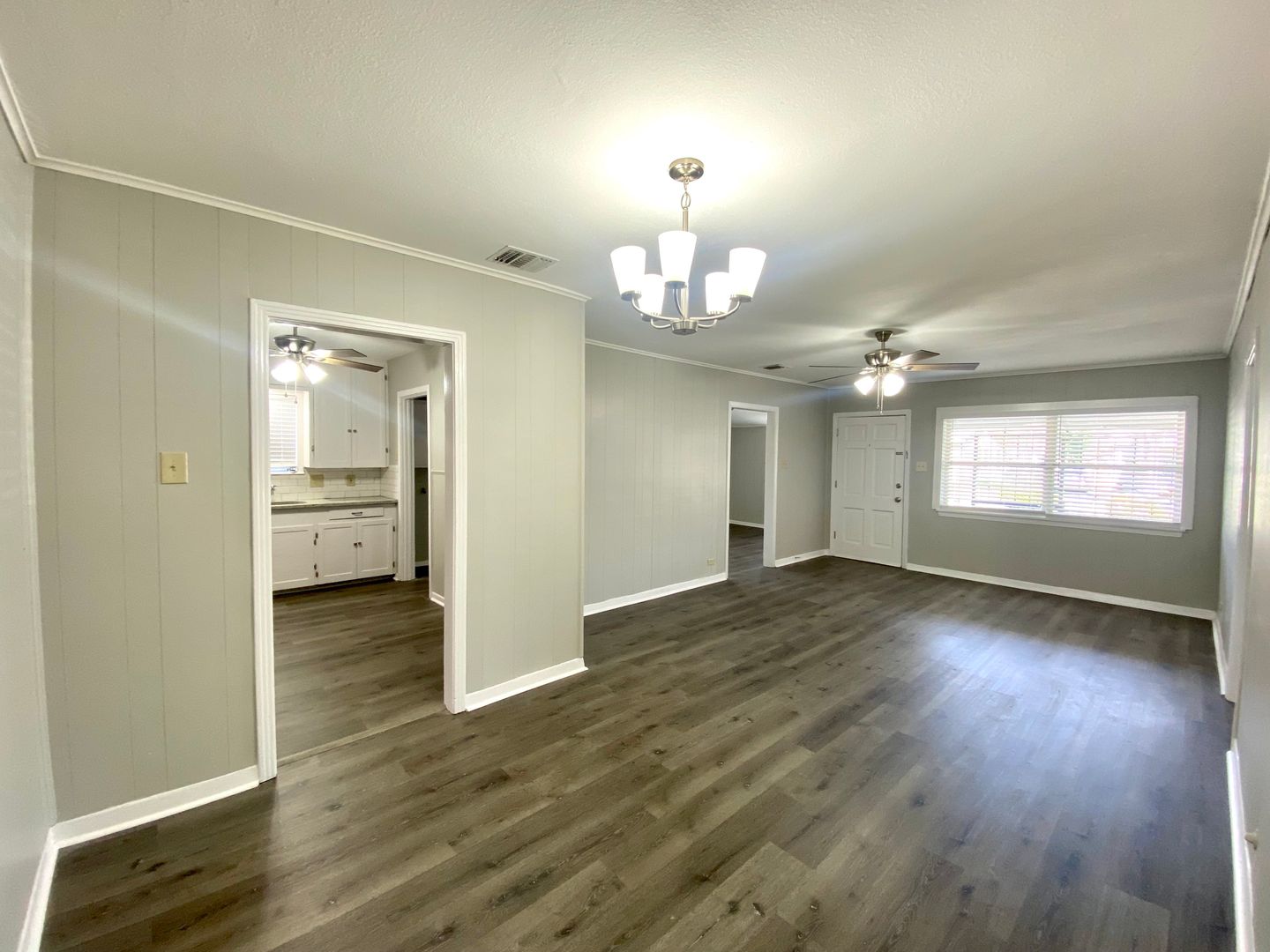 San Antonio House: 178 Sweetbriar Ave
