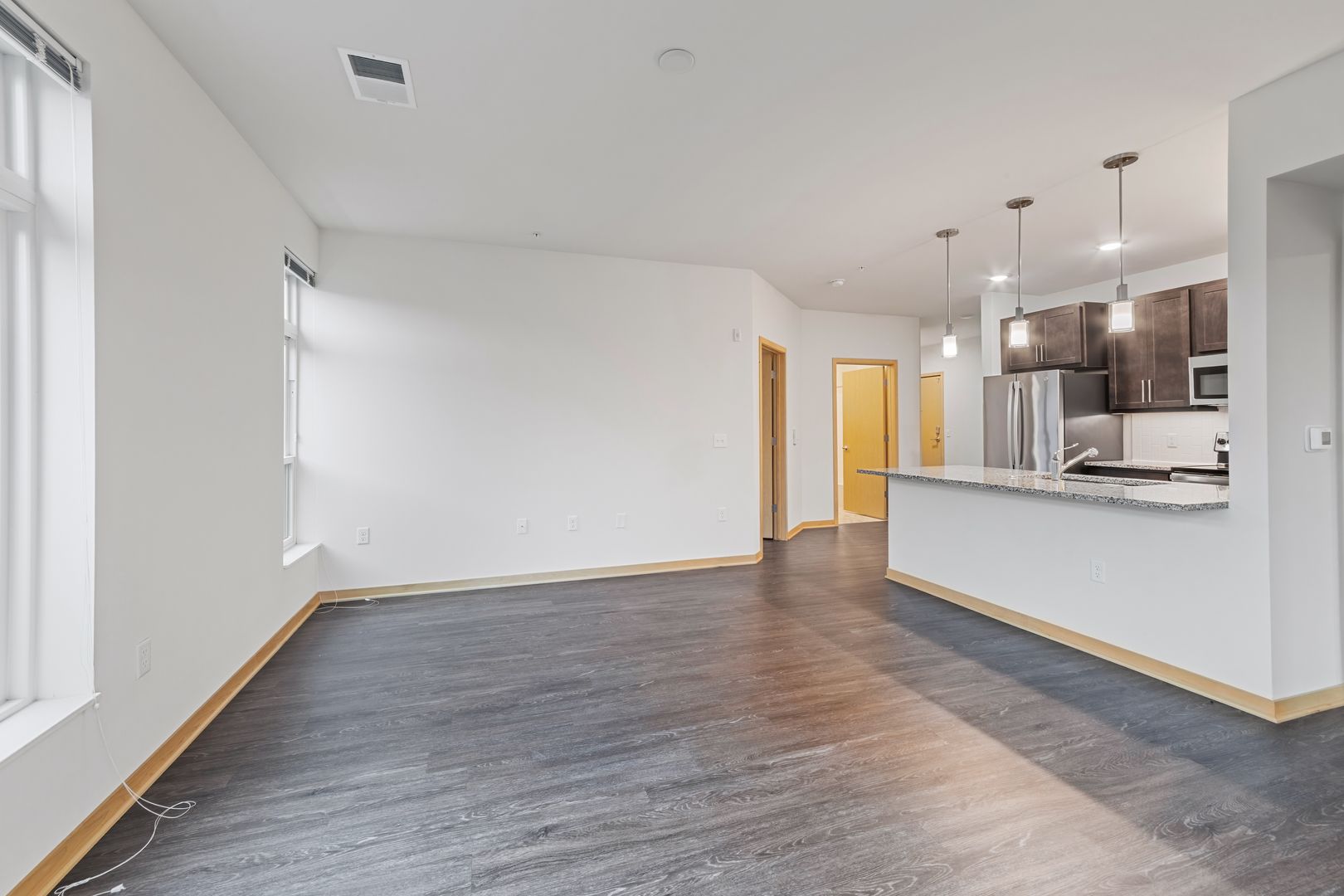 Madison Apartment: 1121 South Park Street