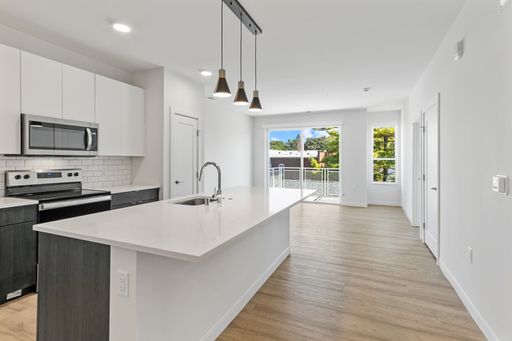 *** Promo - 1 MONTH FREE RENT for any eligible leases beginning 10/1 or sooner. *** Beautiful One Bedroom Apartment...Waiting for You to Make It Home! – photo 1