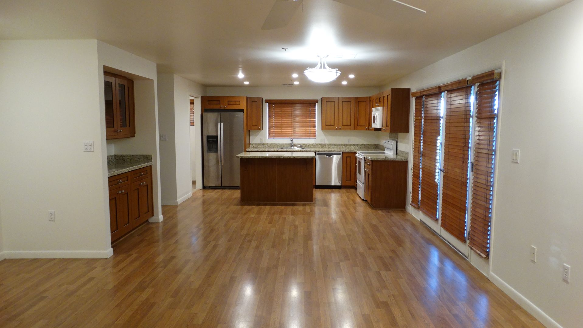 Scottsdale Apartment: 6915 E Third St - 2003