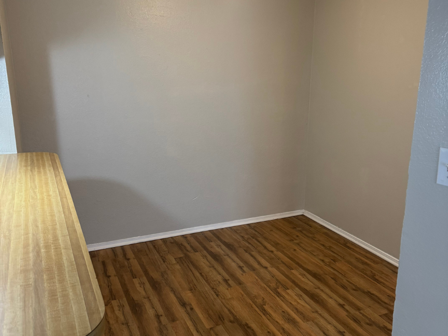 Mt. Pleasant Apartment: 1708 Shadywood Lane