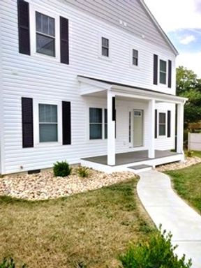 Duplex in Rockingham County – photo 1