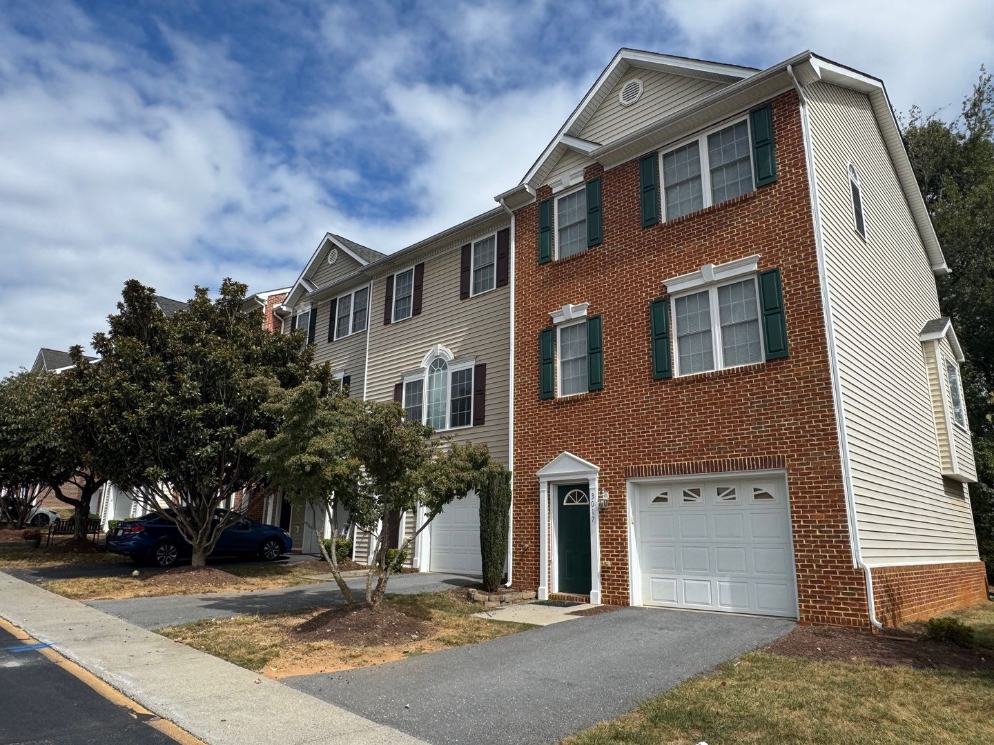 Harrisonburg House: 3017 Diamond Spring Ln