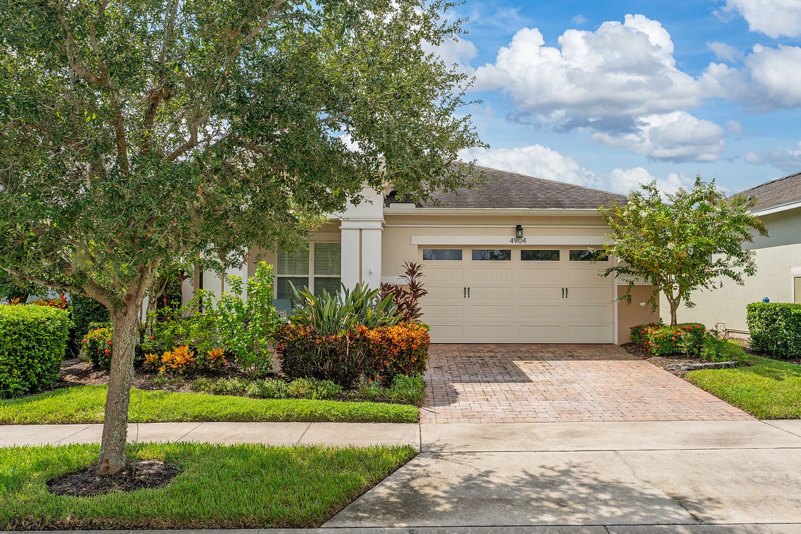 St. Cloud House: 4904 W Fountainwood Dr.