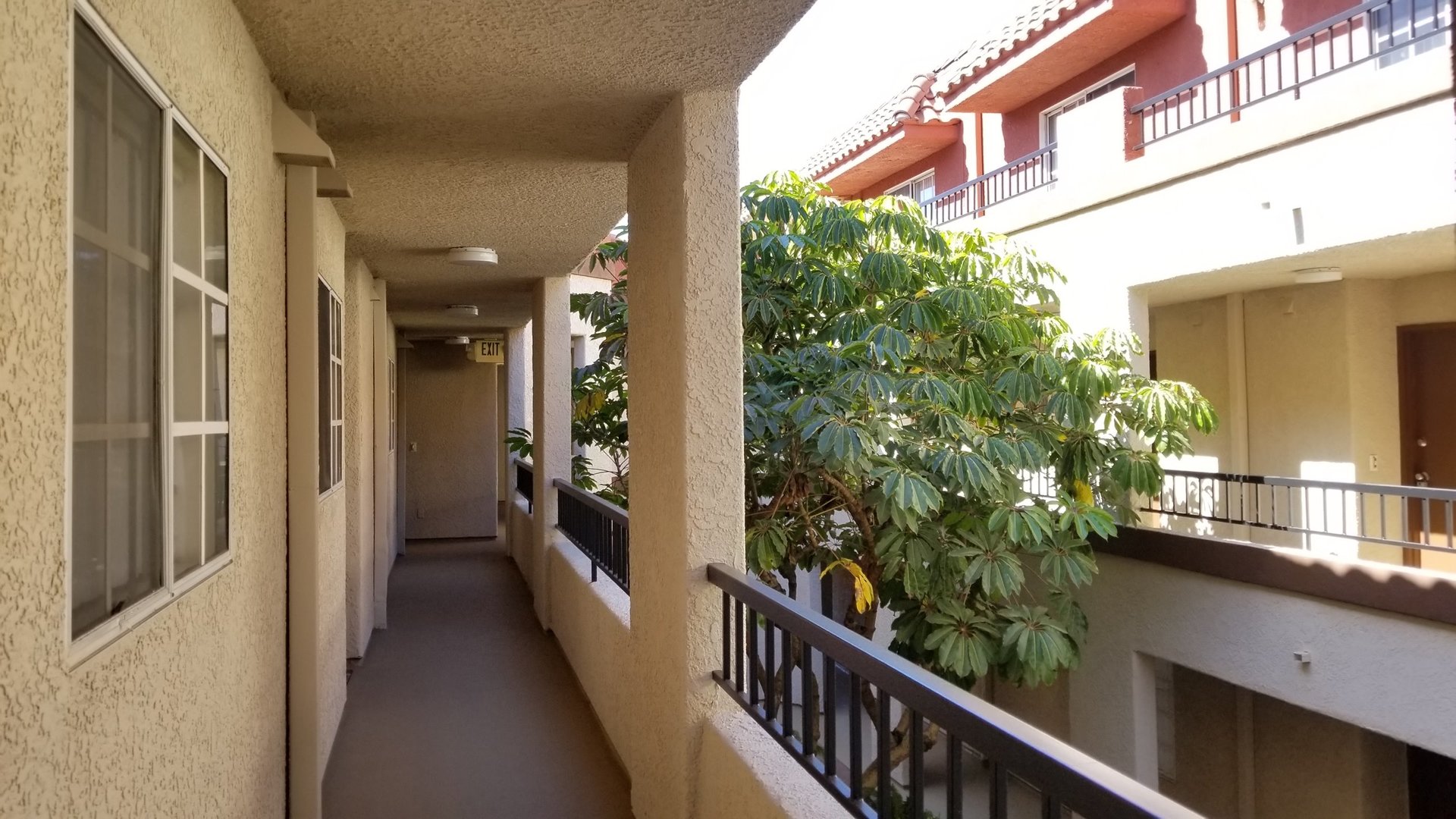 Los Angeles Apartment: 8600 Emerson Avenue