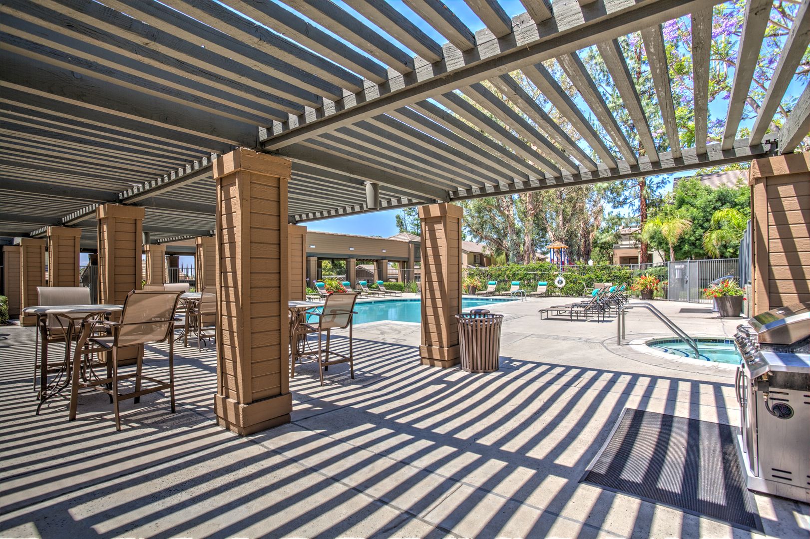 Alta Loma Apartment: 9600 19th Street