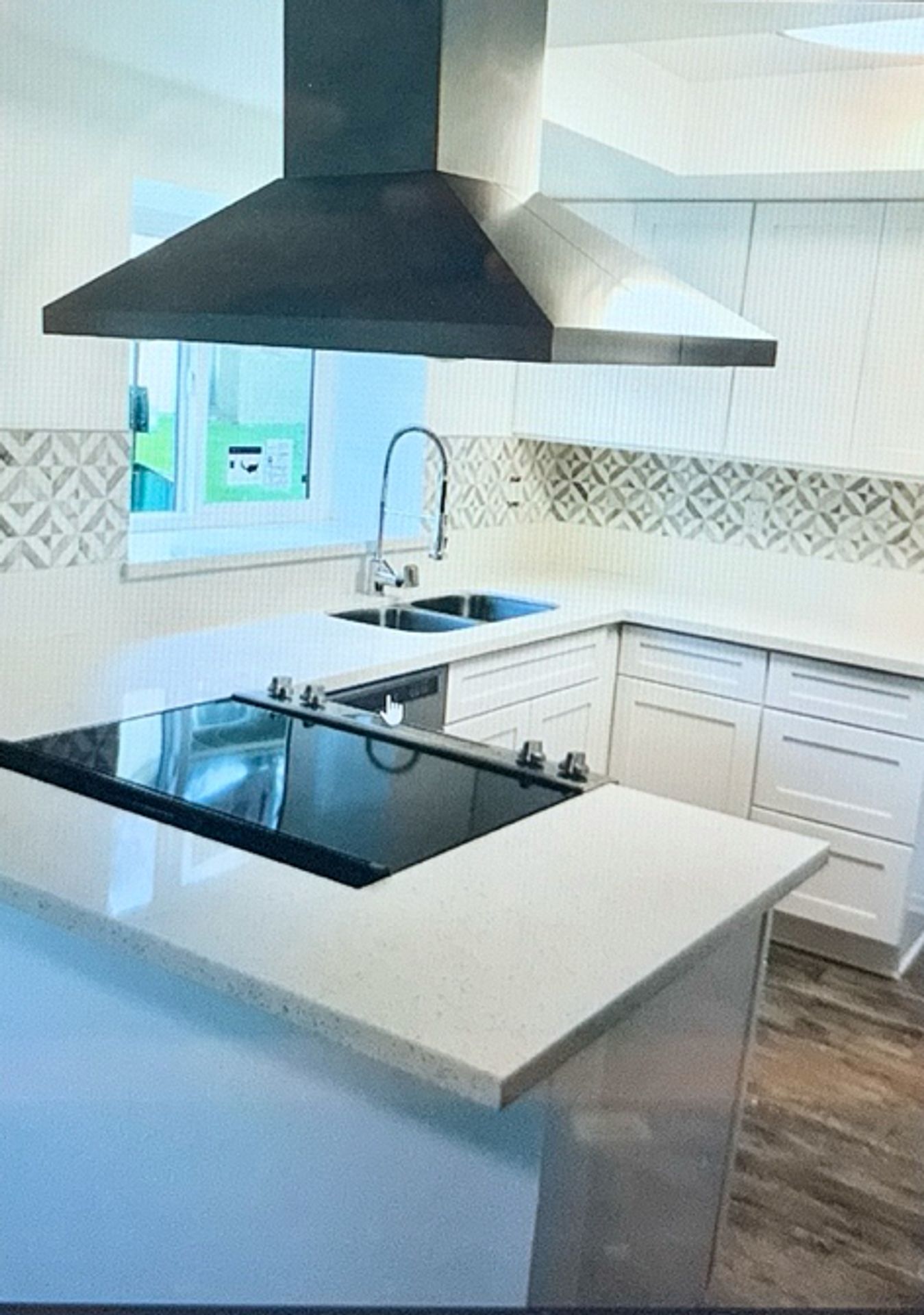 Ventura Apartment: 99 N Ashwood Ave