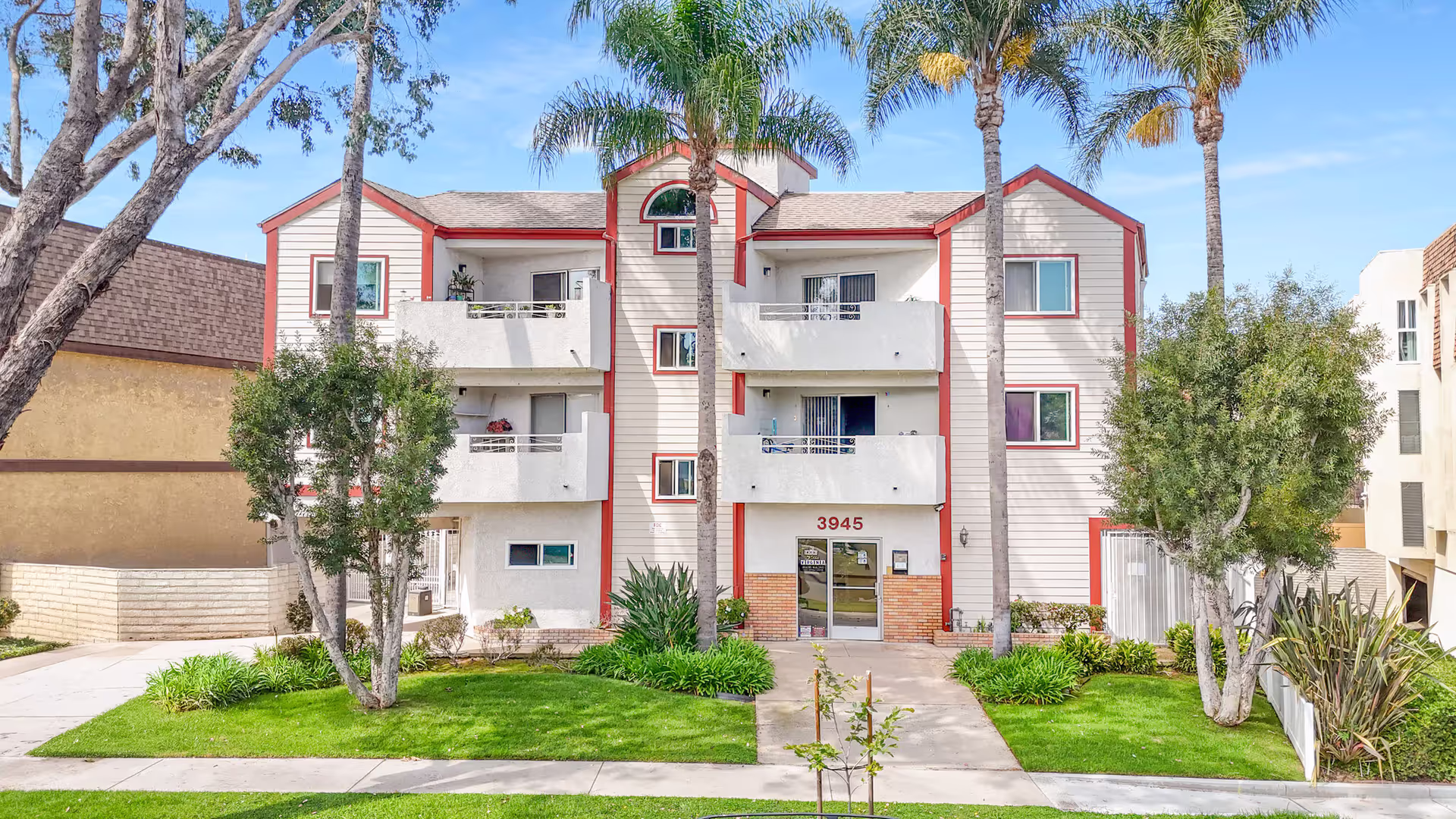Long Beach Apartment: 3945 Virginia Road