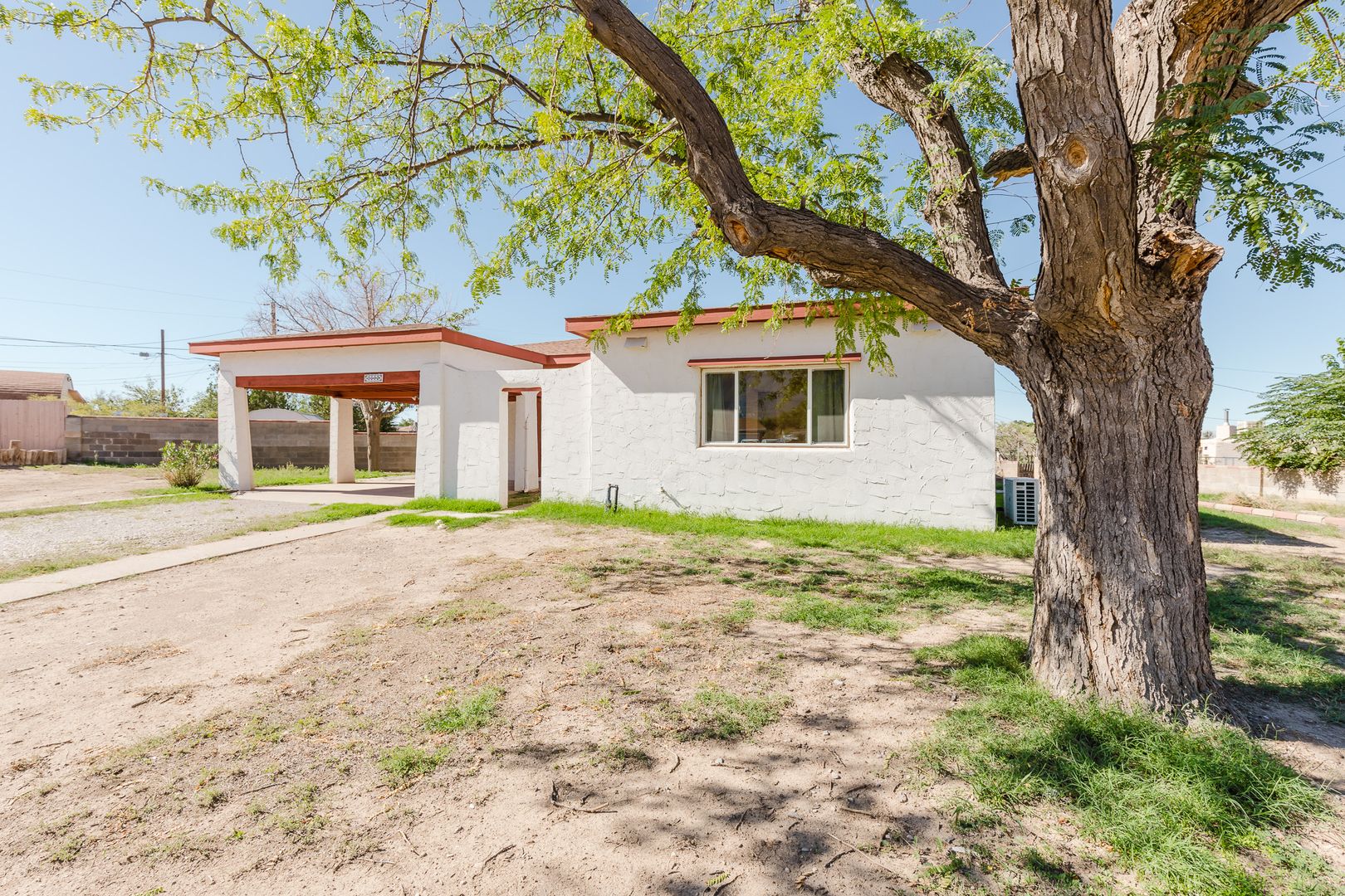 Alamogordo House: 1502 Campbell Pl