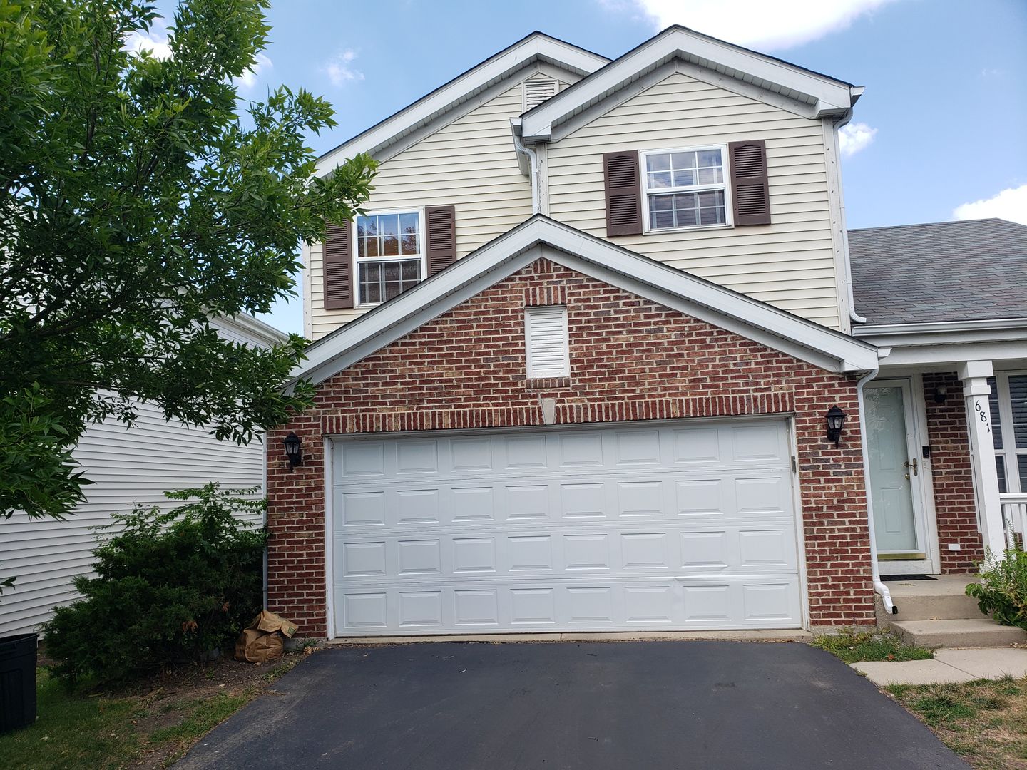 Updated 3 bd 2.5 ba updated home