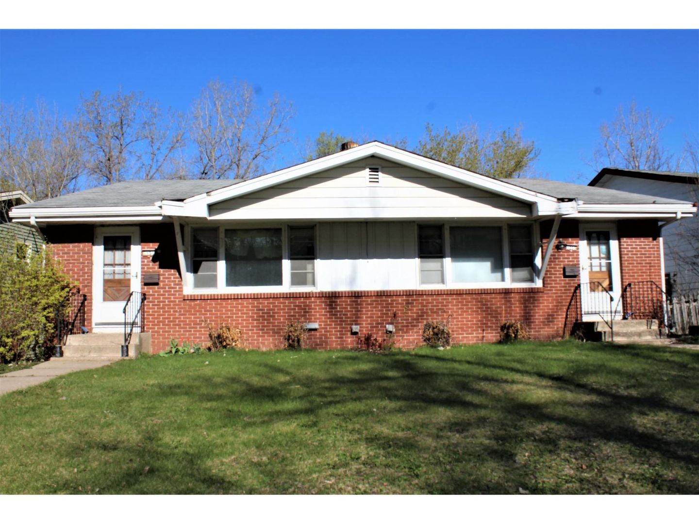 Columbia Heights Multiplex: 1253 Cicle Terrace Blvd NE