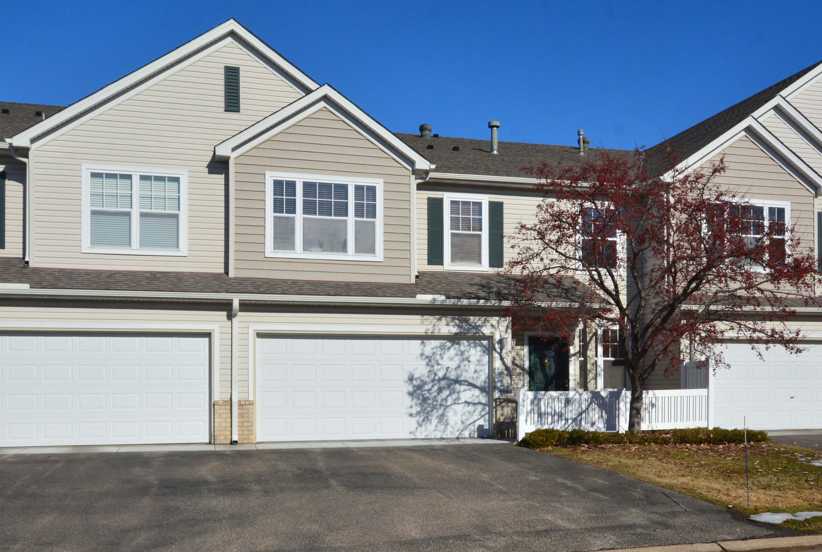 Plymouth Townhome: 5050 Holly Ln N, Unit 7