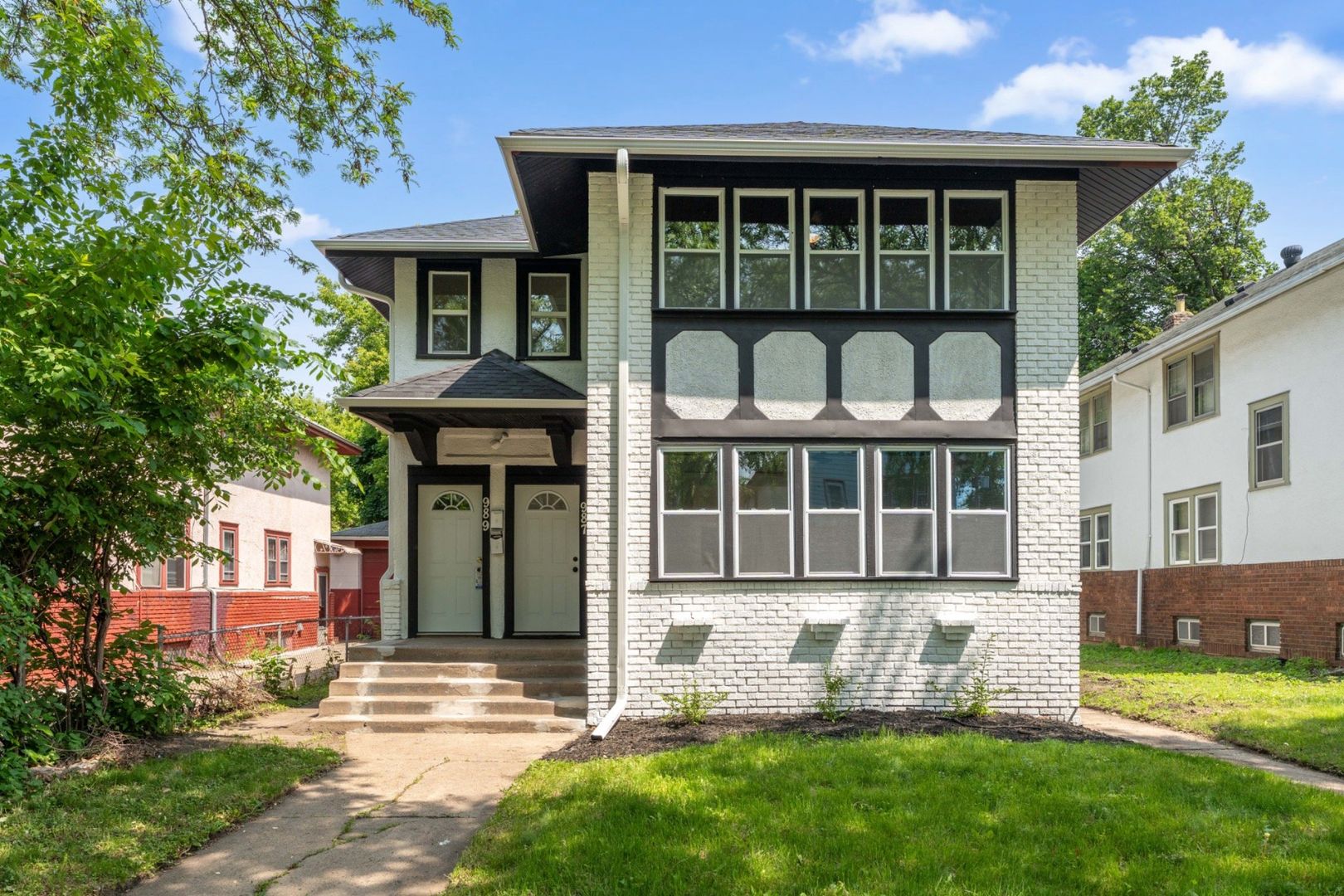 St Paul Apartment: 987 Dayton Ave