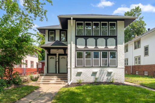 Beautifully Updated 3-Bedroom in St. Paul – Available Now! – photo 1