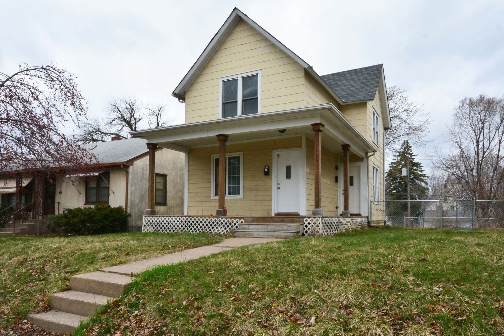 Saint Paul Apartment: 1165 Minnehaha Ave E