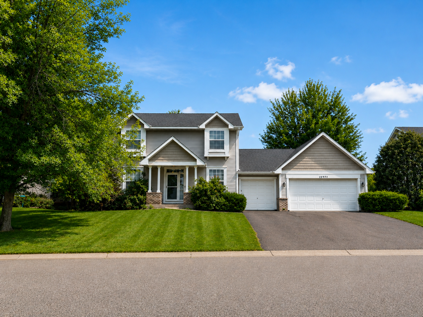 Plymouth House: 18025 46th Ave N