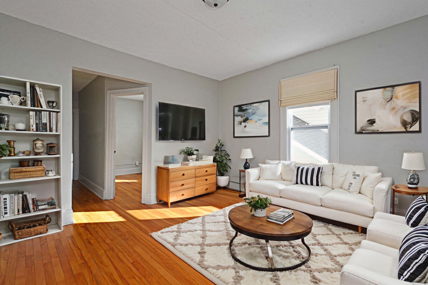 Minneapolis Apartment: 3139 3rd Ave S