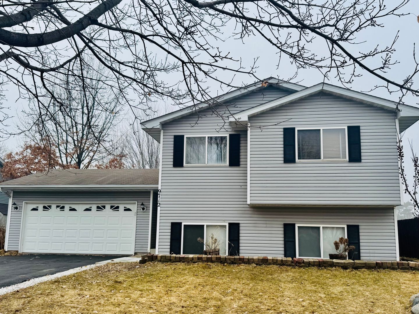 Cottage Grove House: 9712 Hames Ct. S.