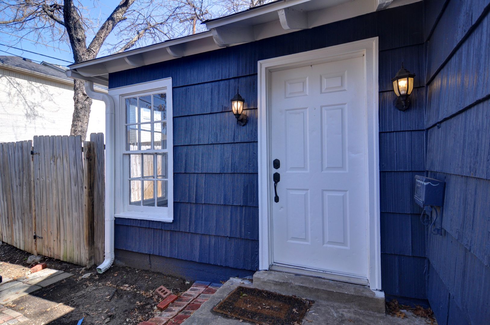Fort Worth House: 2409 Horne