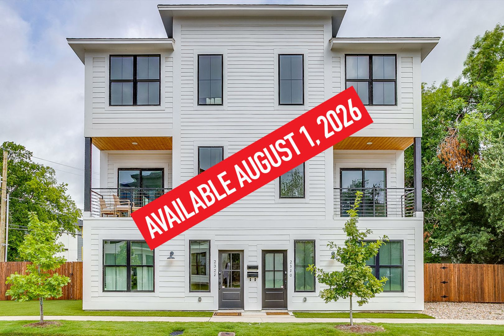 Fort Worth Apartment: 2320 Benbrook Blvd