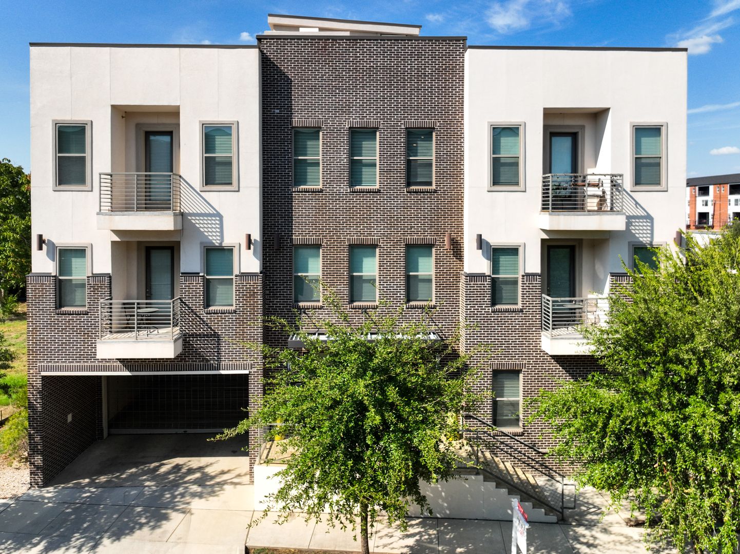 Fort Worth Apartment: 2712 Wingate Street