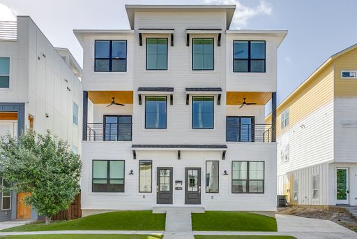 2335 Benbrook-2027 – photo 1