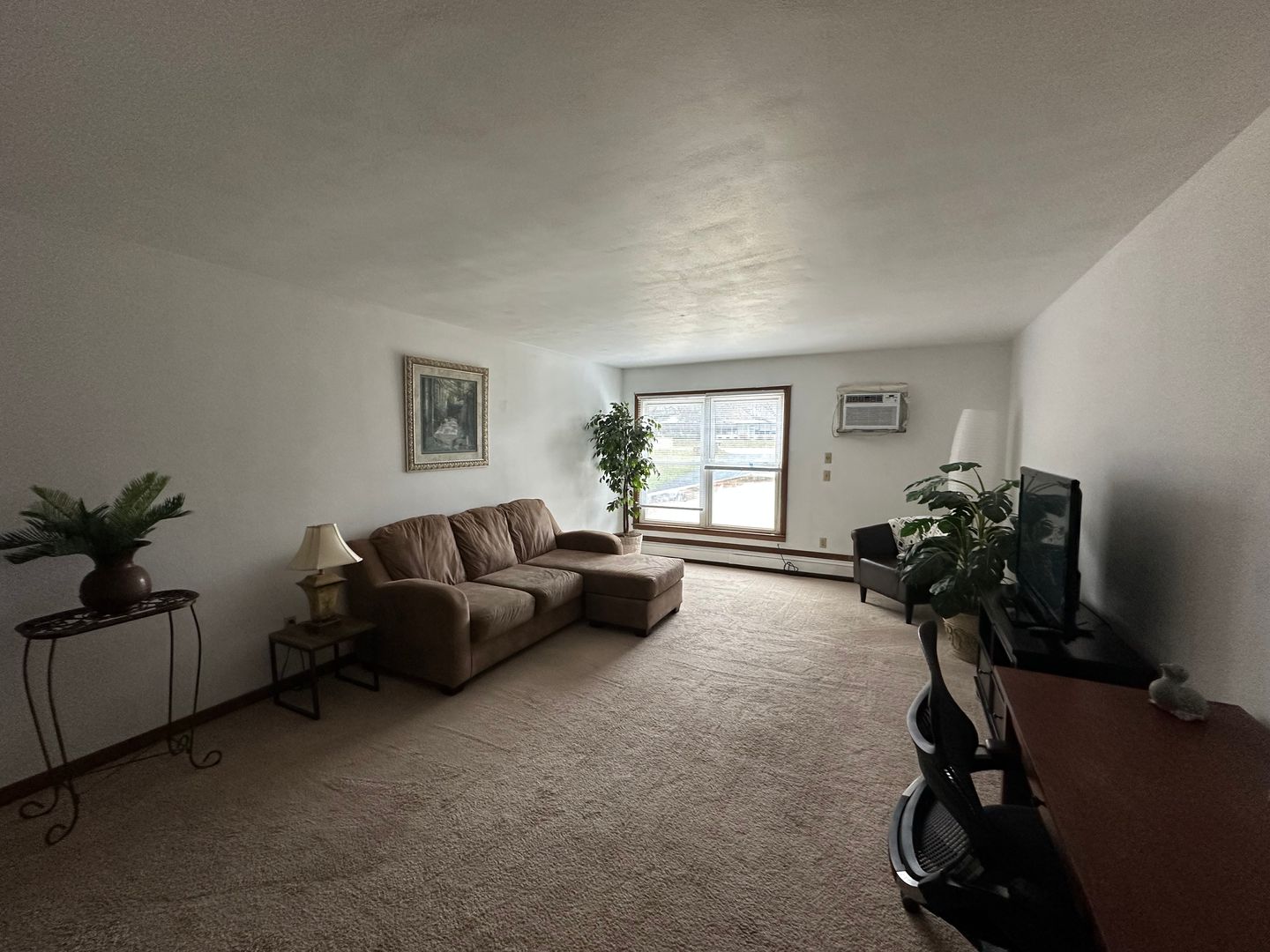 Rock Island Apartment: 2920-3000 24th St