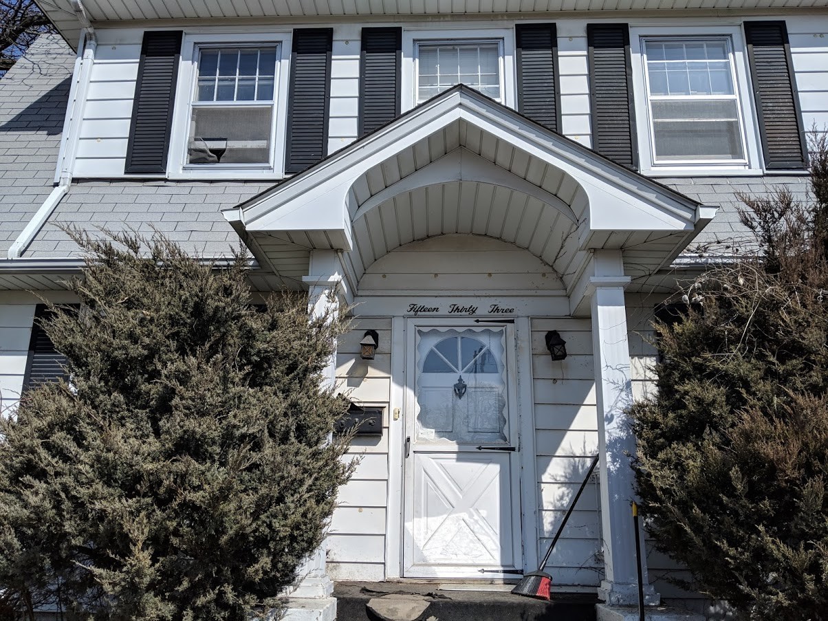 Moline House: 1533 23rd Ave.