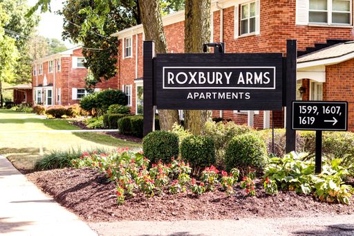 Best price including Free WiFi in Grandview. City Experiences with a Peaceful Retreat! – photo 1