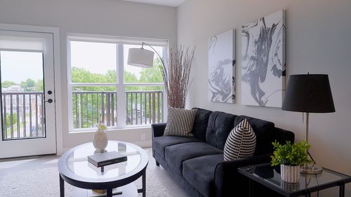 Luxury living in the heart of the South of Main neighborhood – photo 1