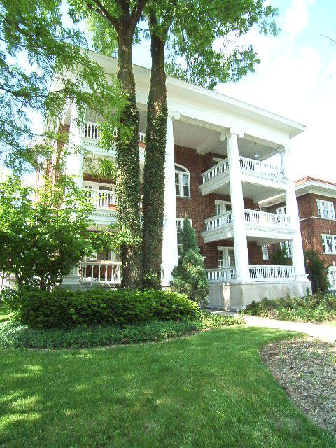 Columbus Apartment: 1550 E. Broad Street