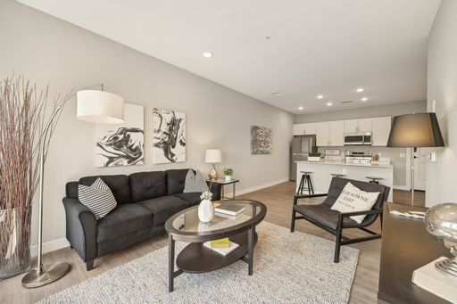Luxury living in the heart of the South of Main neighborhood – photo 1