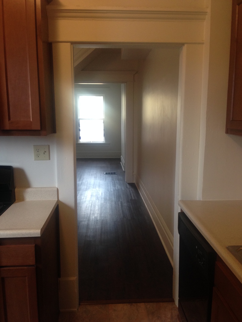 65-71 S. Douglass Street 10 of 12