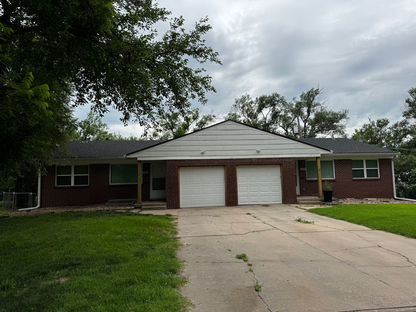 Wichita Apartment: 3833-3835 W 11th St N