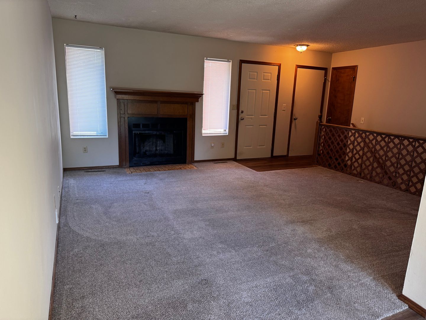Wichita Apartment: 8432-8434 W Thurman