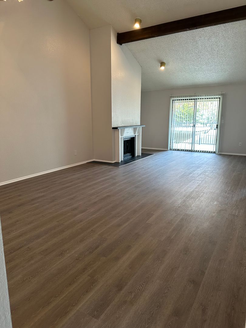 Wichita Apartment: 3425 E. English St.