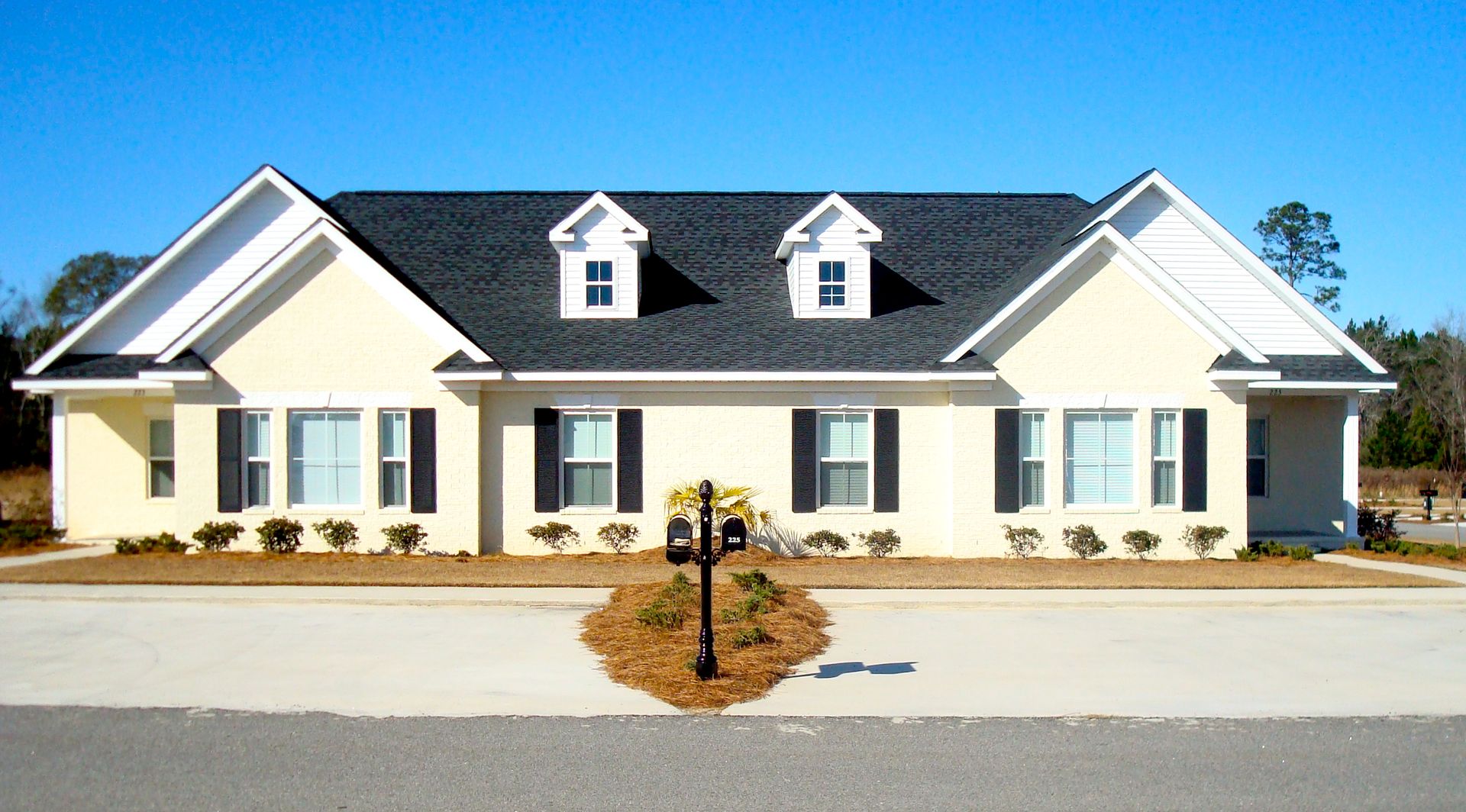 Statesboro Multiplex: 241 Sawgrass Trl