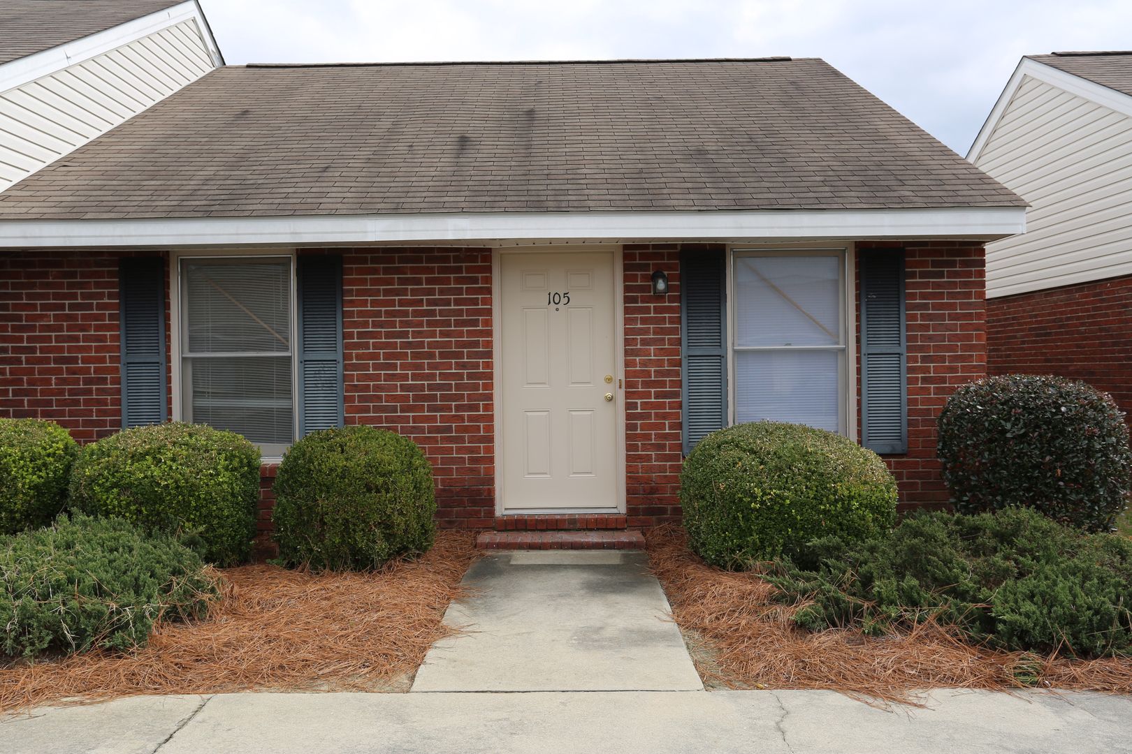 Statesboro Condo: 140 Lanier Dr # 105