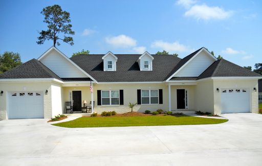 Available August 3rd – 2 Bedroom Duplex at The Hammocks! – photo 1