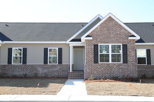 137 Reserve Ln, Statesboro, GA 30458