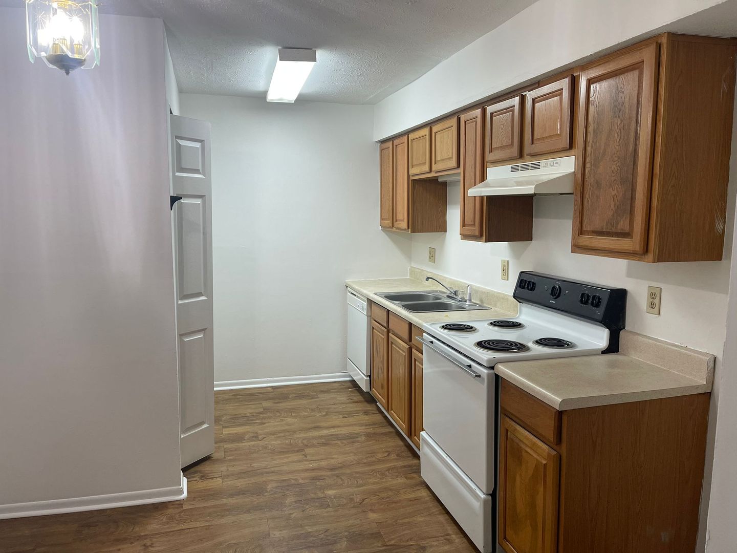 Phenix City Apartment: 2514 S. Seale Rd Apt P-E4
