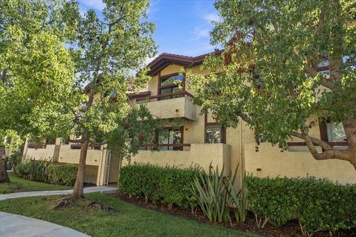 Beautiful 2-Bedroom Condo with Loft & 2-Car Tandem Garage in Desirable Community!