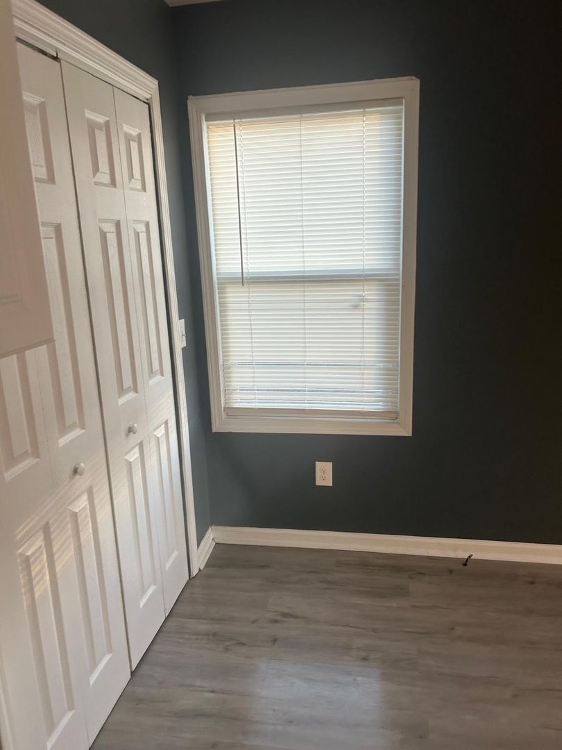 High Point Apartment: 313 W Kearns St.