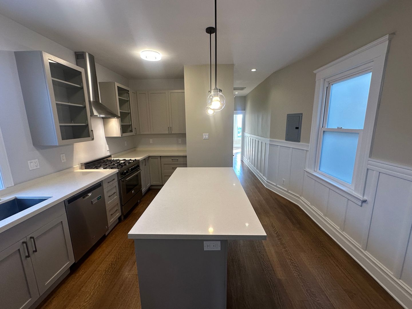 San Francisco Apartment: 817-821 Oak Street (7057r)