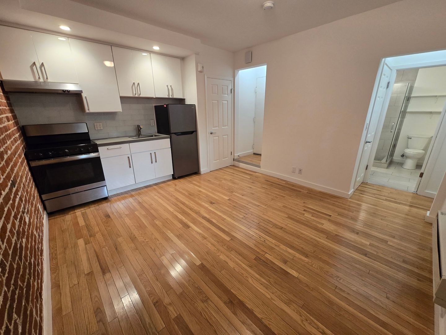 San Francisco Apartment: 726 Bush Street (1293rc)